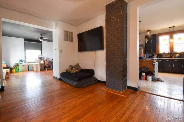 500 W 1st South ST, Mount Olive, IL 62069