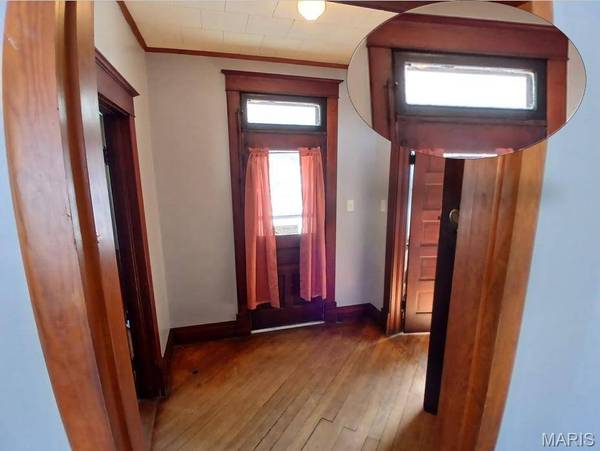 519 N Maple ST, Staunton, IL 62088