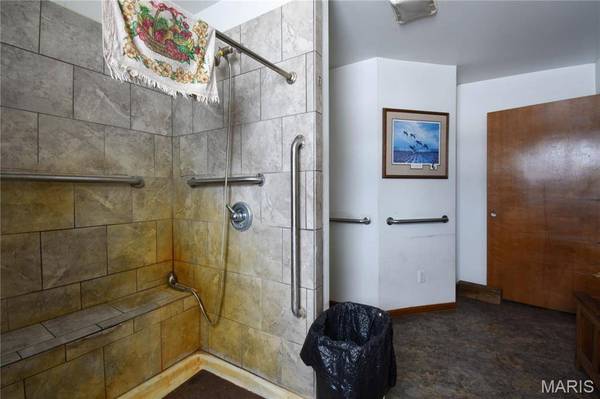 21023 Old Route 66, Mount Olive, IL 62069