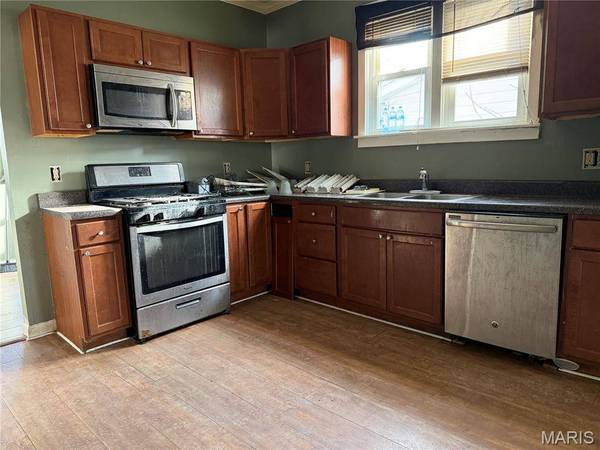 708 N 7th ST, Benld, IL 62009