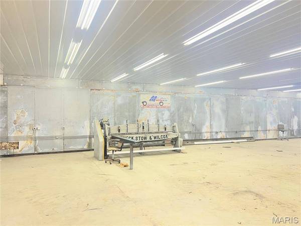 500 E 2nd ST, Mount Olive, IL 62069