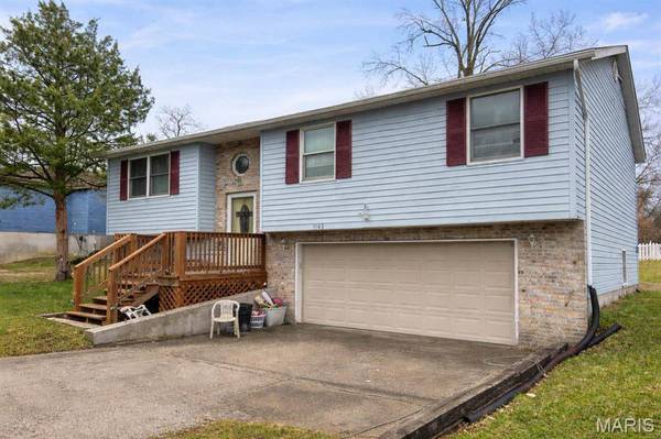 1148 Nassau DR, Edwardsville, IL 62025