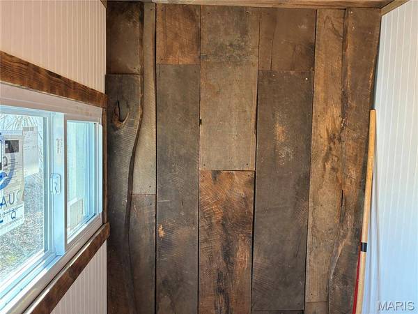 1208 N Madison ST, Litchfield, IL 62056