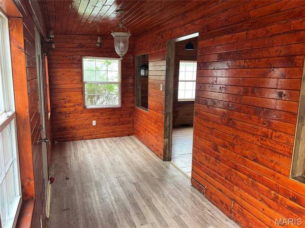 709 1st ST, Gillespie, IL 62033