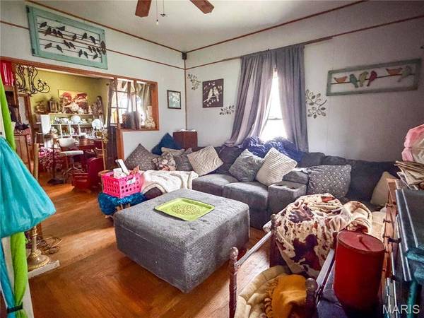 818 S State ST, Litchfield, IL 62056