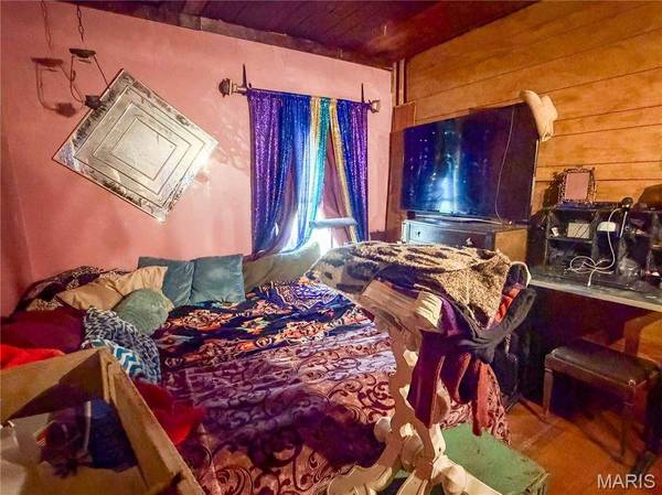 818 S State ST, Litchfield, IL 62056