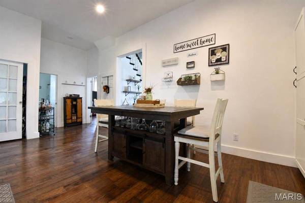 303 W 1st South ST, Mount Olive, IL 62069