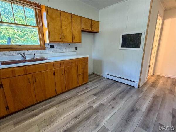 311 E 1st North ST, Mount Olive, IL 62069