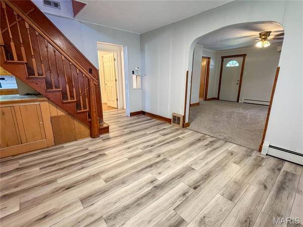 311 E 1st North ST, Mount Olive, IL 62069