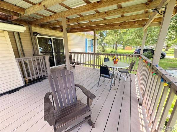 101 Mor, Wilsonville, IL 62093