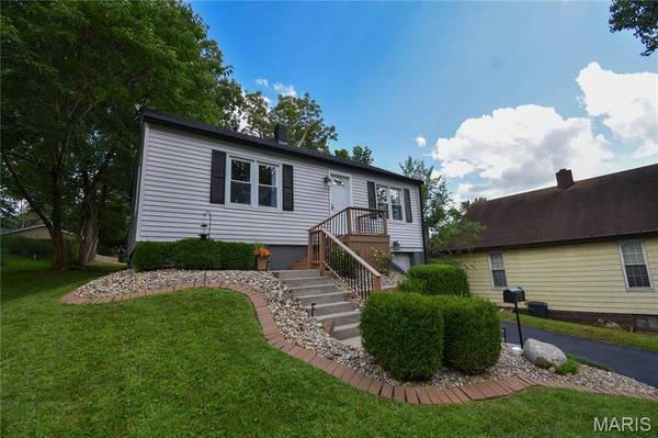 218 Adams ST, Edwardsville, IL 62025