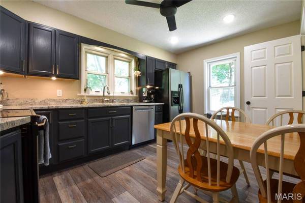 218 Adams ST, Edwardsville, IL 62025