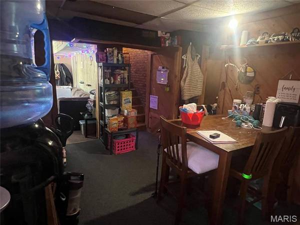 414 E Wilson AVE, Gillespie, IL 62033
