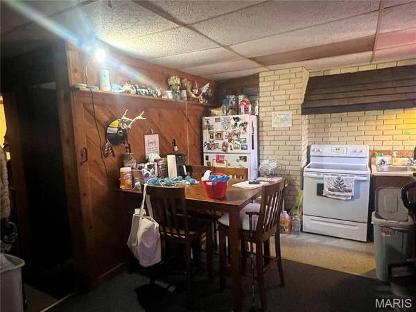 414 E Wilson AVE, Gillespie, IL 62033