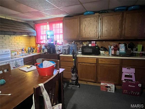 414 E Wilson AVE, Gillespie, IL 62033