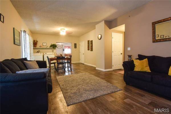 101 Mor ST, Wilsonville, IL 62093