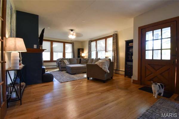 712 N Franklin ST, Litchfield, IL 62056