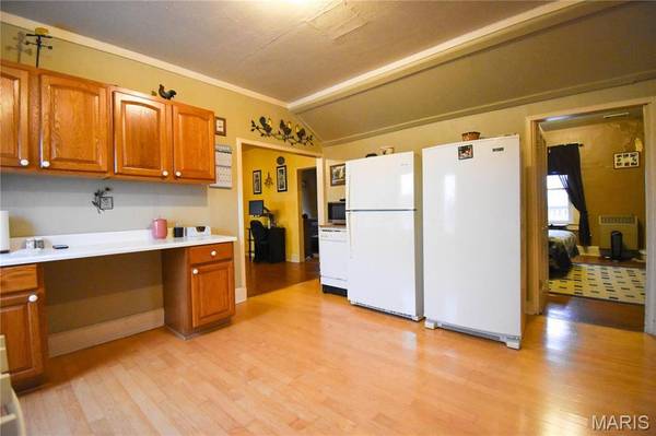 200 W Garrison ST, Gillespie, IL 62033