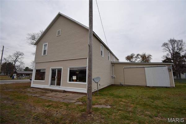 200 W Garrison ST, Gillespie, IL 62033