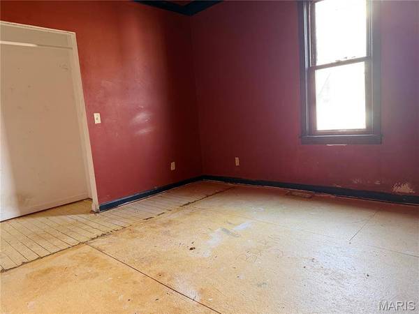 708 N 7th ST, Benld, IL 62009