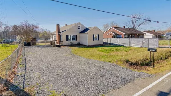 5089 Baux Mountain RD, Winston-salem, NC 27105