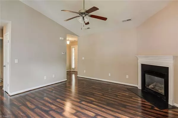 4707 Summerlyn Place DR, Kernersville, NC 27284