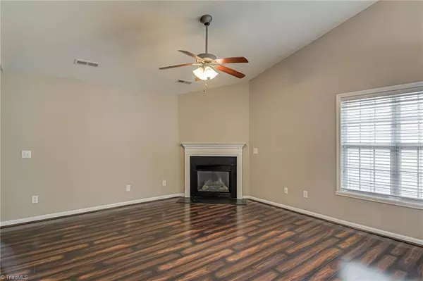 4707 Summerlyn Place DR, Kernersville, NC 27284