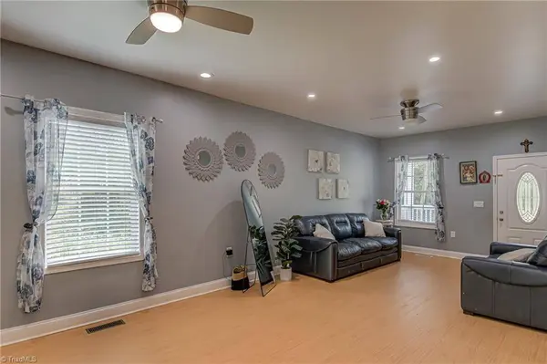 5035 Scenic DR, Winston-salem, NC 27105