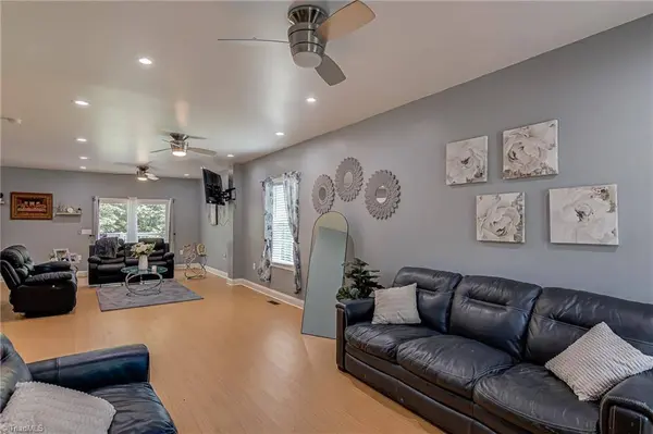 5035 Scenic DR, Winston-salem, NC 27105
