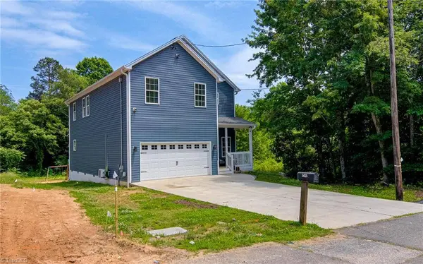 5035 Scenic DR, Winston-salem, NC 27105