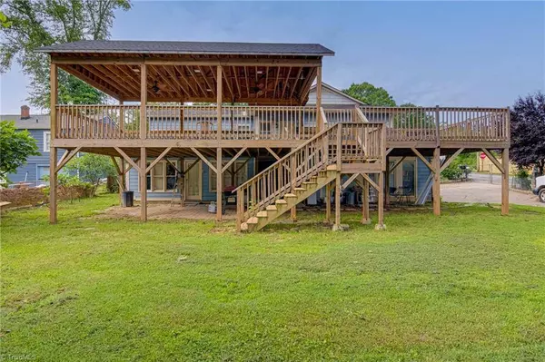 1401 Bretton ST, Winston-salem, NC 27105