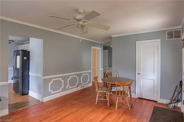 1401 Bretton ST, Winston-salem, NC 27105