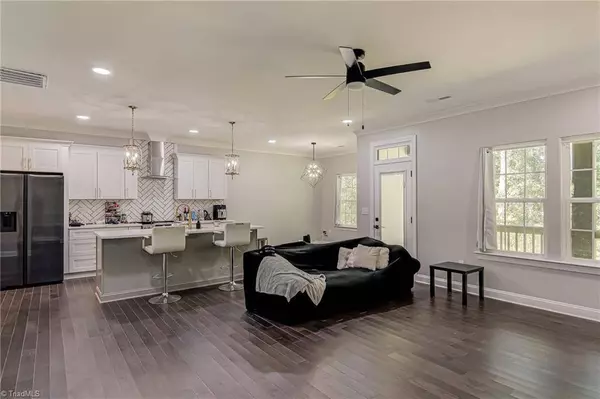 130 Steeple Chase RD, Greensboro, NC 27406