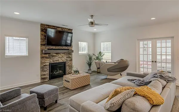 8663 Stone Valley DR, Clemmons, NC 27012