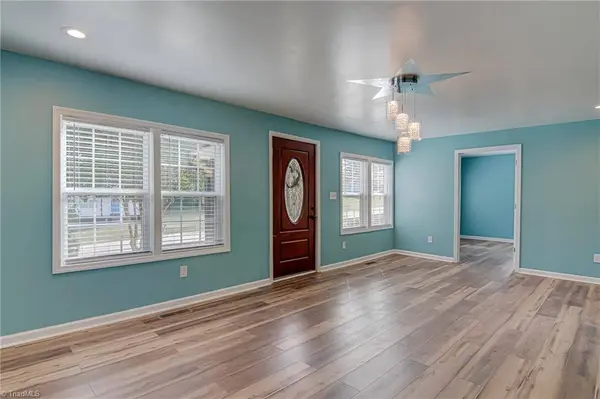 4090 Ogburn AVE, Winston-salem, NC 27105