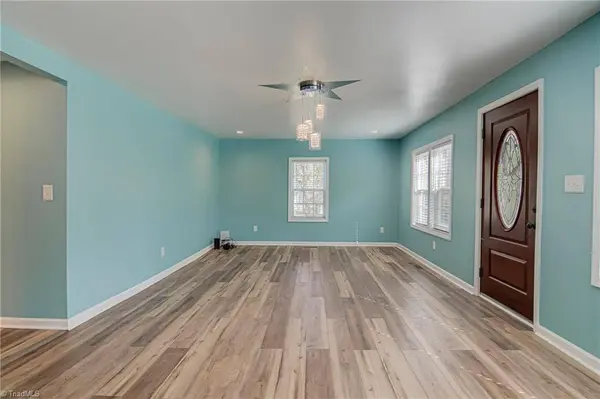 4090 Ogburn AVE, Winston-salem, NC 27105