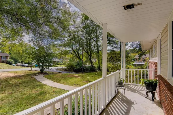 3719 Maverick ST, Winston-salem, NC 27106