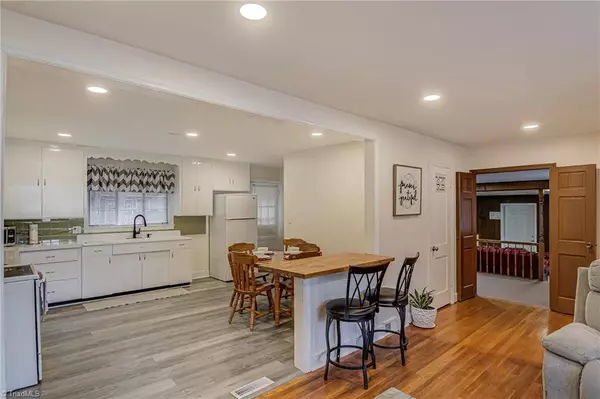 3924 Vest Mill RD, Winston-salem, NC 27103