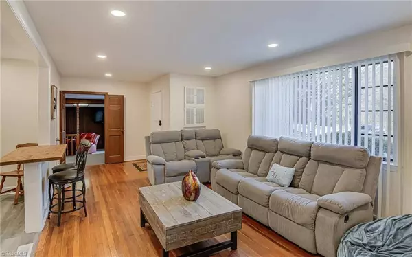 3924 Vest Mill RD, Winston-salem, NC 27103