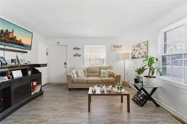 1342 Tredwell DR, Winston-salem, NC 27103