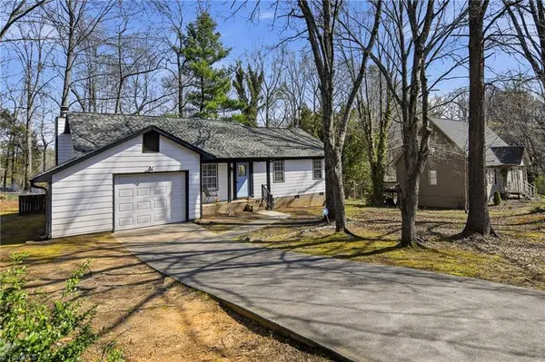 6445 Armindale AVE, Rural Hall, NC 27045