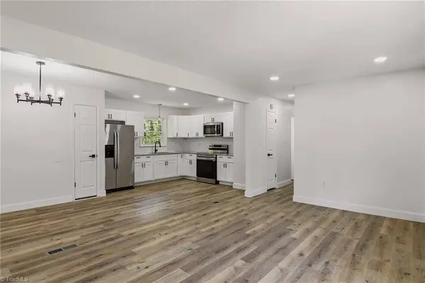 331 Retnuh DR, Winston-salem, NC 27105