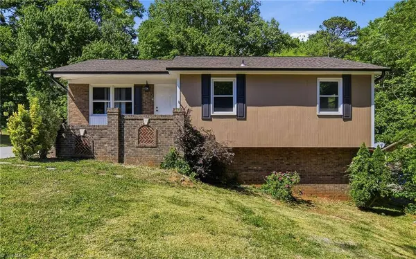 331 Retnuh DR, Winston-salem, NC 27105