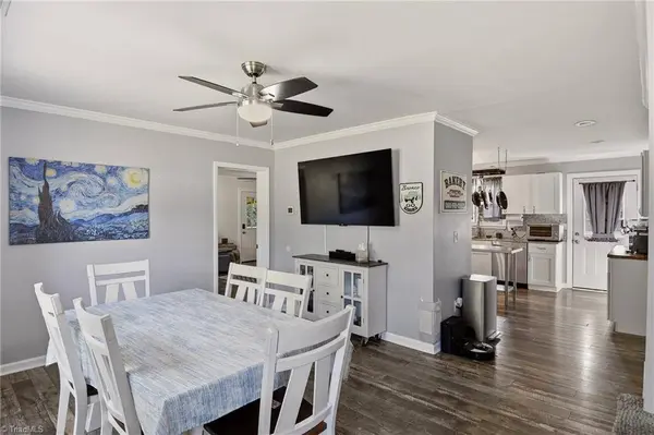 202 Turkey Hill DR, King, NC 27021