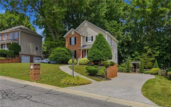 131 Cahill CT, Winston-salem, NC 27127