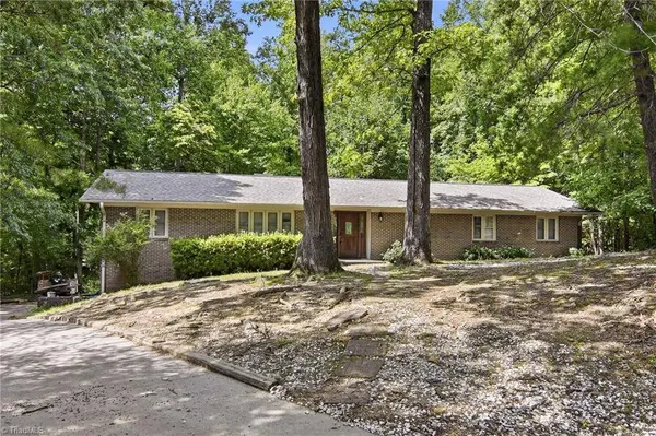 6 Hidden Valley CT