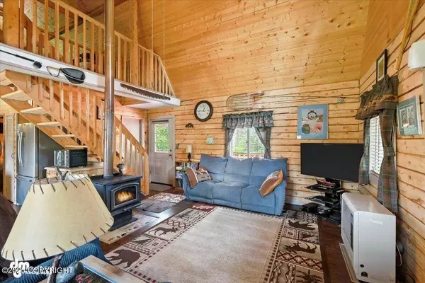 21498 W Amy DR, Willow, AK 99688