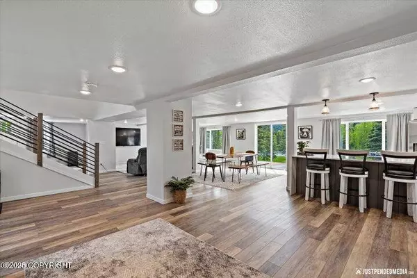 21550 Cheely's LN, Chugiak, AK 99567