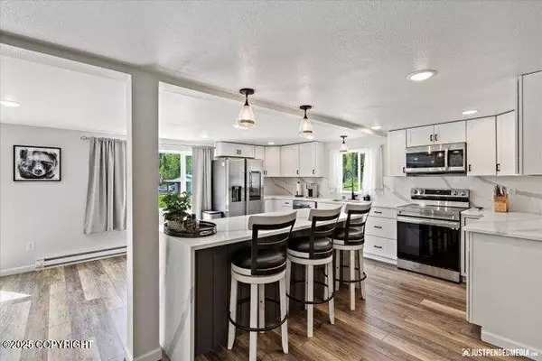 21550 Cheely's LN, Chugiak, AK 99567