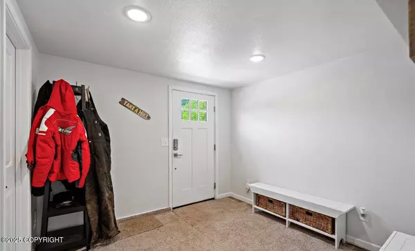 21550 Cheely's LN, Chugiak, AK 99567